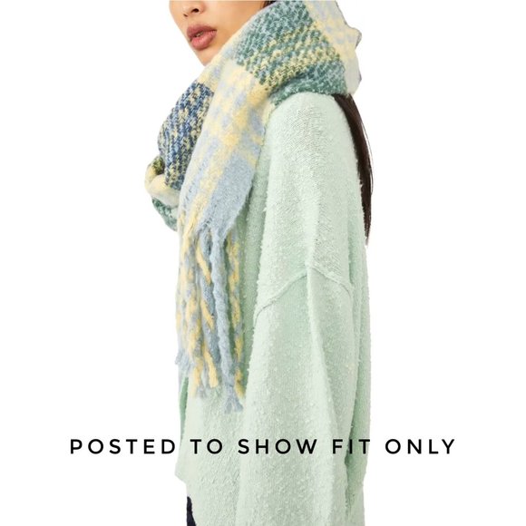 Green, Yellow & White Geometric Chevron Fringe Blanket Scarf - Picture 7 of 7